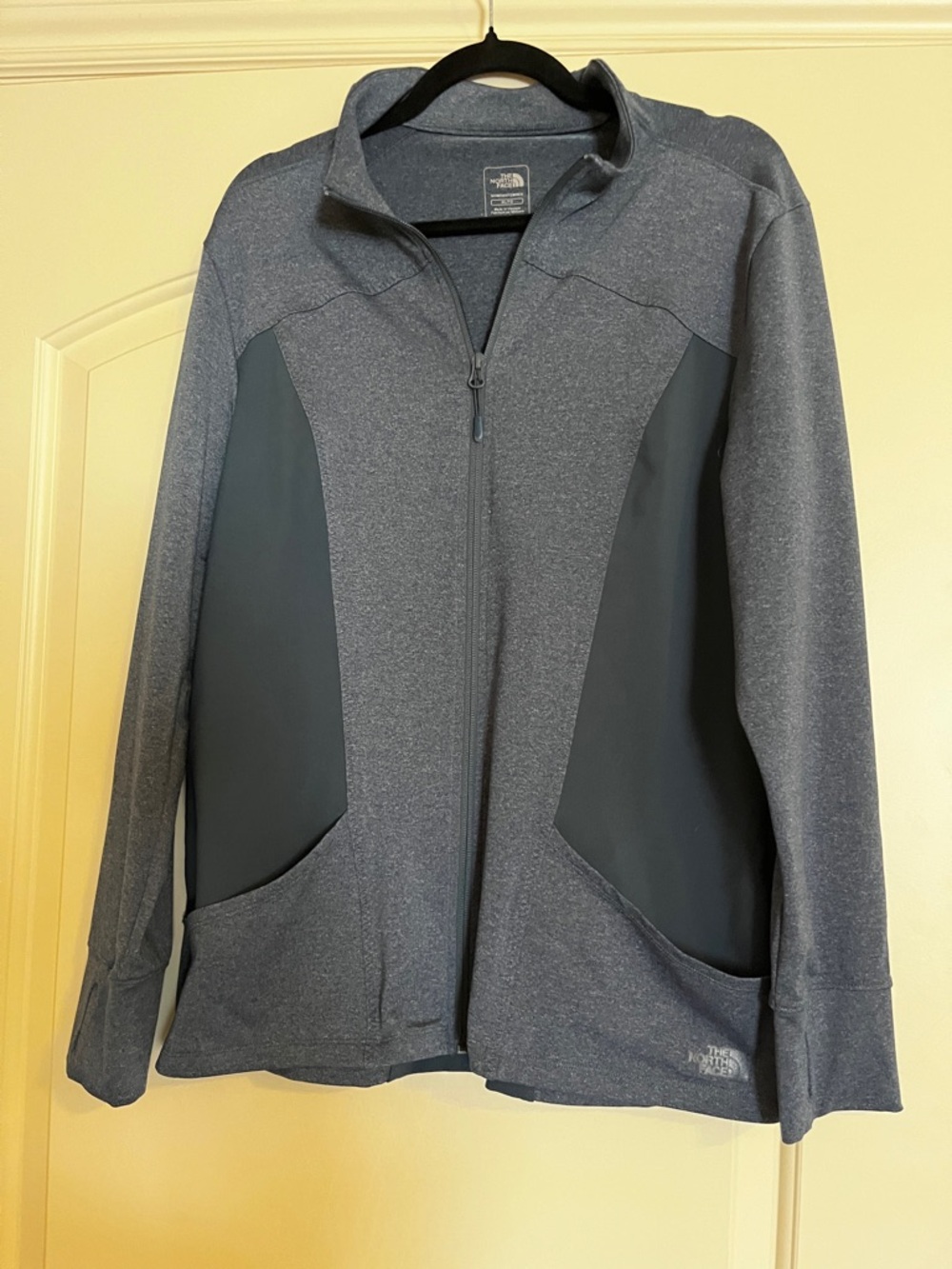 The North Face Women's Charcoal Gray Full-Zip Utility Jacket- never worn